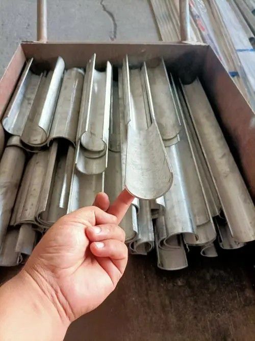 304不銹鋼鍋爐防磨瓦